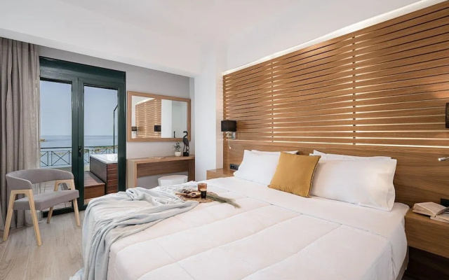 Elia Penthouse