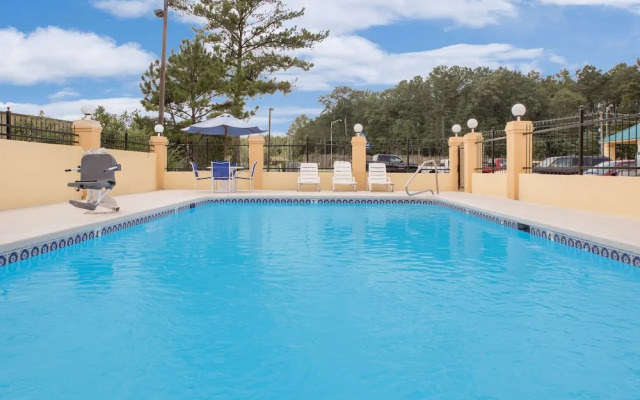 Days Inn Kosciusko/North Of Ca