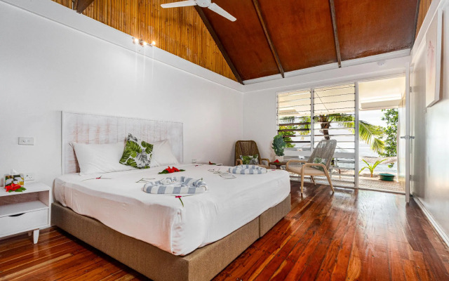 Beachcomber Island Resort