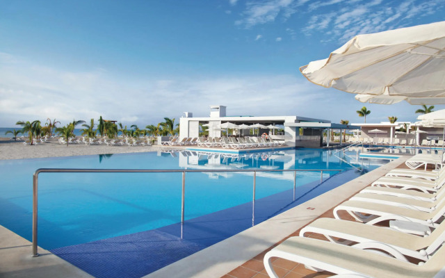 Hotel Riu Playa Blanca - All Inclusive