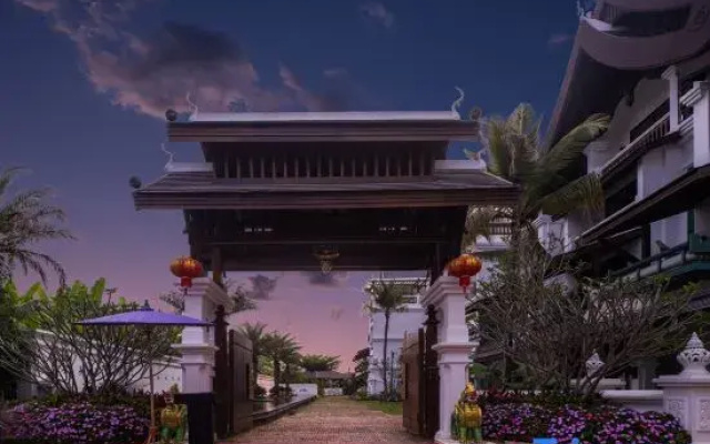 Manyin · Daoxiang · Laos · Coconut Grove Resort Villa