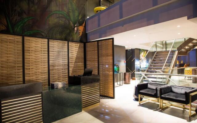 MGB Hotel at 2ten