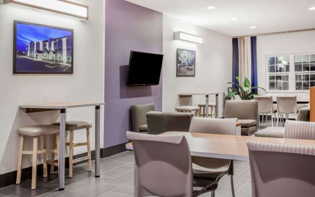 Microtel Inn & Suites by Wyndham Sault Ste. Marie