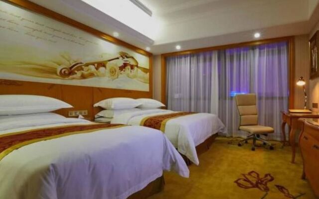 Venus International Hotel