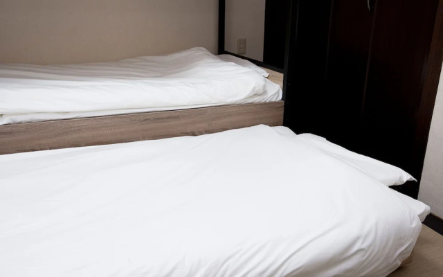 Aruko Residence Yakuin
