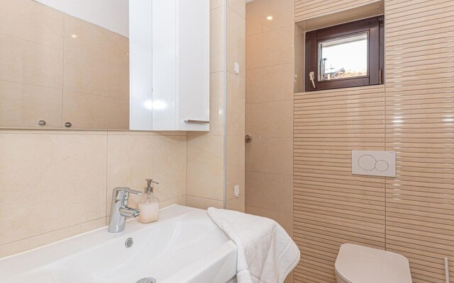 Stunning Apartment in Primosten With Wifi and 1 Bedrooms