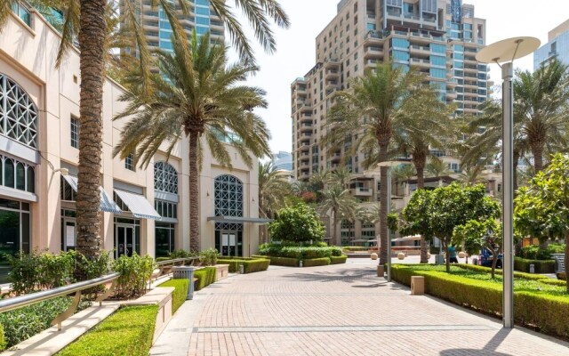 Elegant & Spacious 2BR Apartment In Dubai Marina