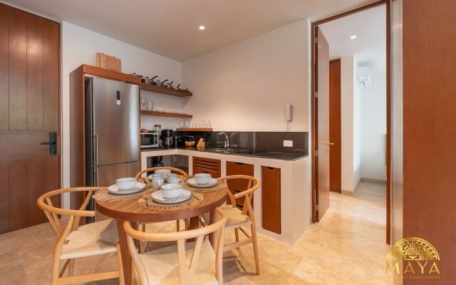 NHOA 208A Lux 2BR Condo Jungle View in Aldea Zama