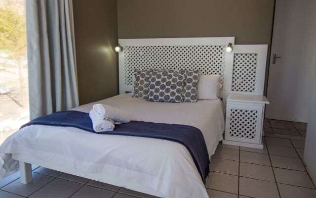 Point Village Hotel