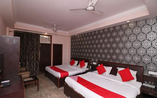 Oyo 5102 Anurag Hotel