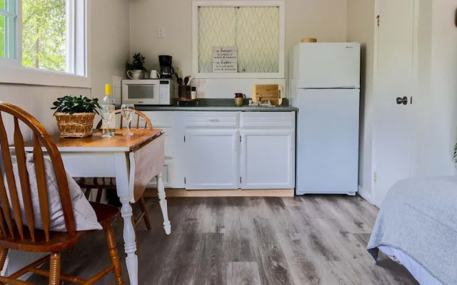 Barefoot Villas Room 5 Eagle