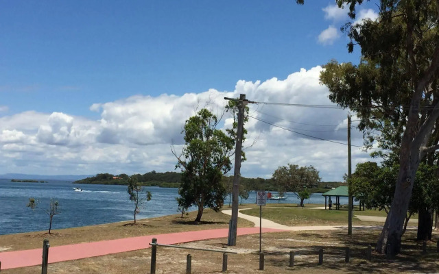 Bribie Waterways Motel