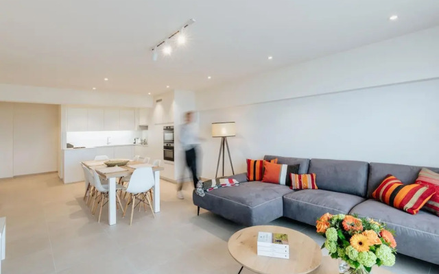 Alexander 0001 Apartment With sea View