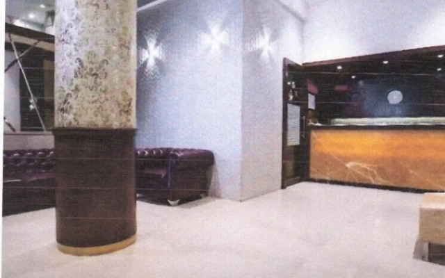 Gold Crest Business Hotel