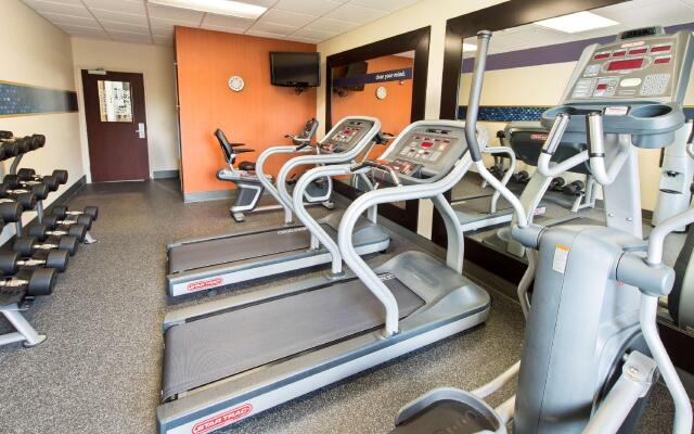 Hampton Inn & Suites Pensacola I-10 N at Univ. Town Plaza