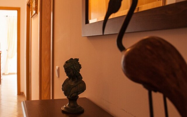 Filipas Apartment by Algarkasa