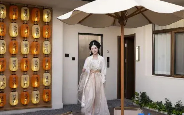 Zenyard Courtyard Accommodation (Zhonglou Subway Station, Huimin Street, Xi'an)