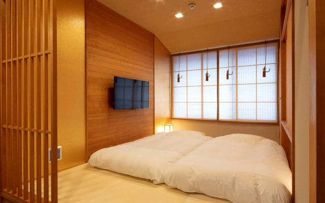 Tanakaya Kyotokarasuma