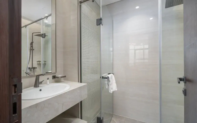 Fabulous and Spacious 2BR in Nobles Tower