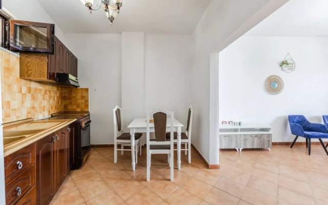 Red House 1 in Shkoder