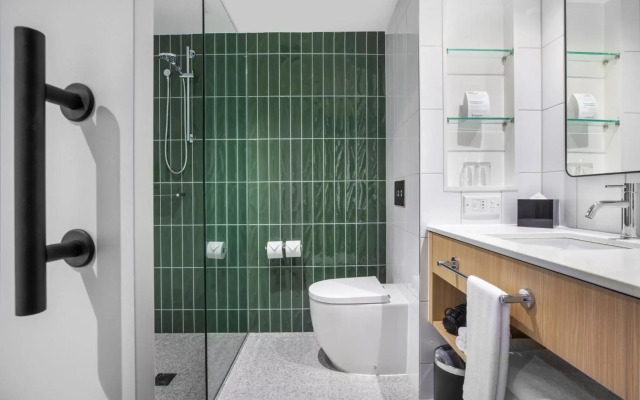 Holiday Inn Dandenong by IHG