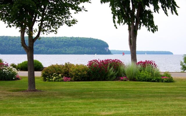 Ephraim Shores Resort