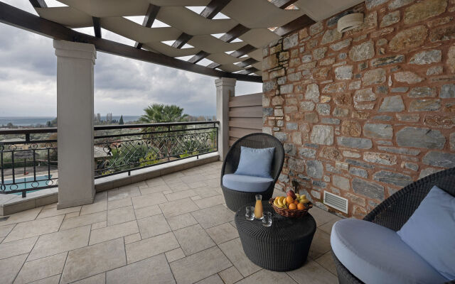 Iakovakis Suites & Spa
