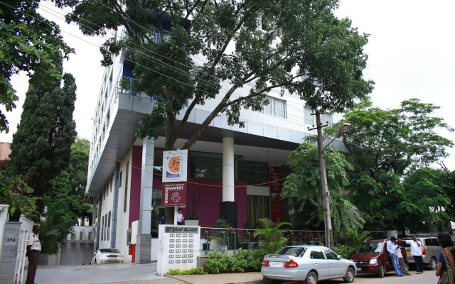 37th Crescent Hotel