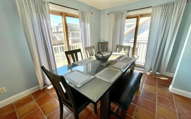 NEW Orleans Street 9