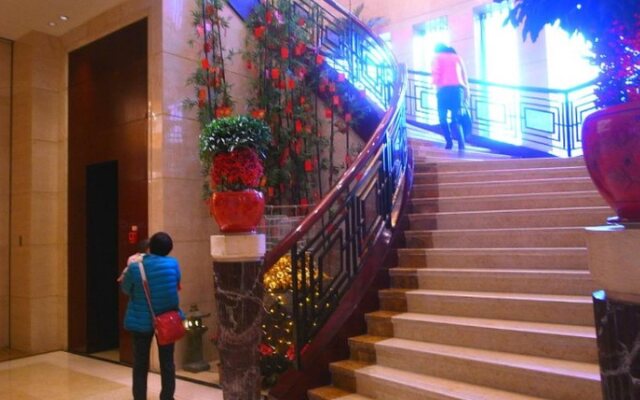 Yixing Hotel