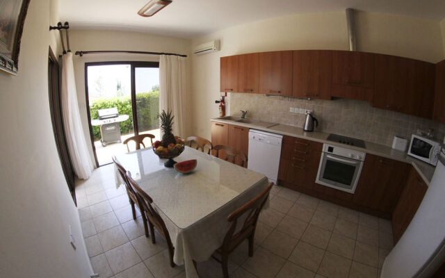 Eve Pissouri Villas