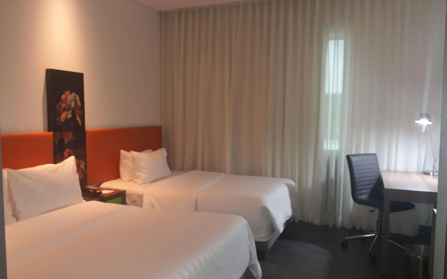 Hampton By Hilton Cartagena