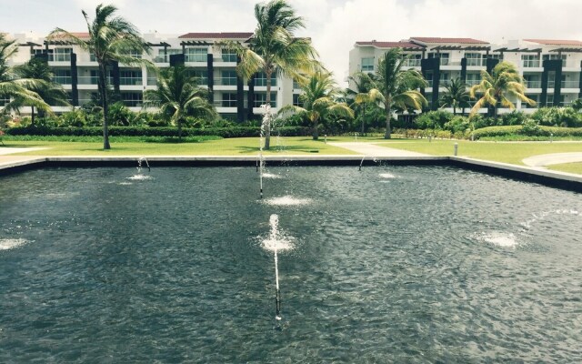 Marea Azul Condominium by ChezPlaya