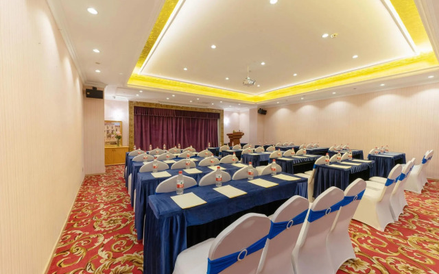 Vienna Hotel (Dongguan Dalang Bus Station)