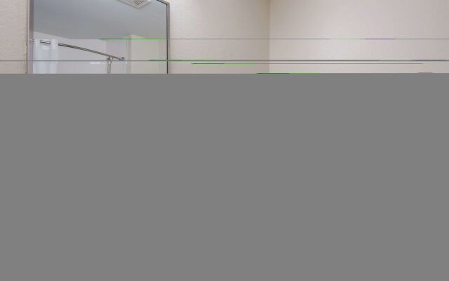 Quality Inn & Suites Quincy - Downtown