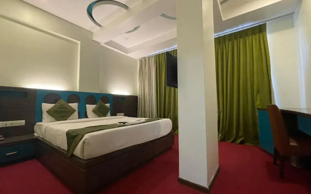 Hotel RR Suites - Near LODHA Xperia Mall