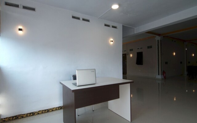 OYO 93341 Ananda Homestay Syariah