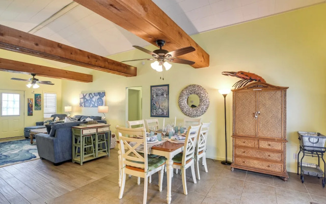 Private Dock & Kayaks: Coastal Gem in Galveston