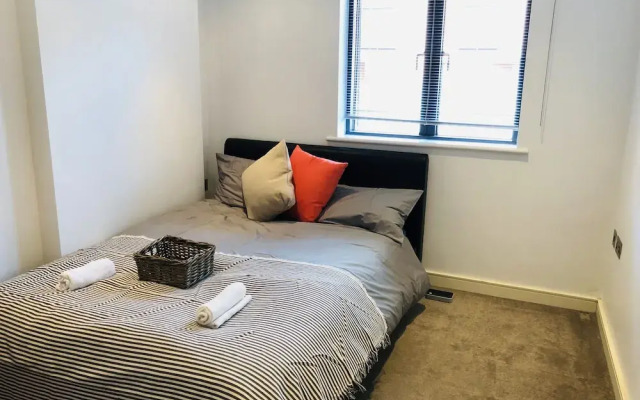 2bed 2bath apartment in kings cross