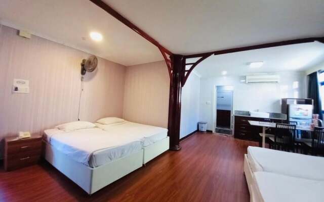 Tuyet Nhi Hotel