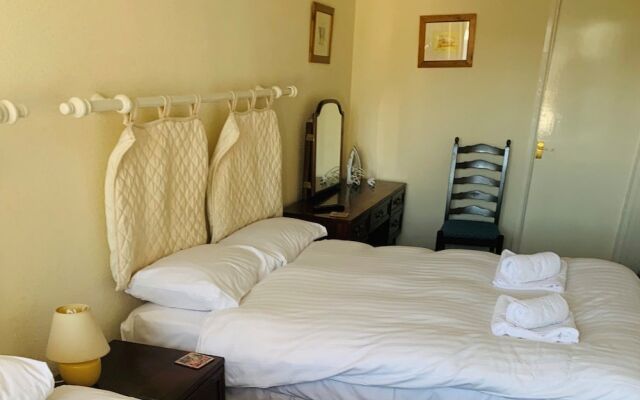 Ye Olde Bucks Head Inn