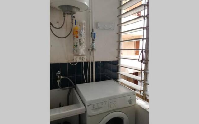 Apartament a Roses. Terrassa i piscina comunitaria