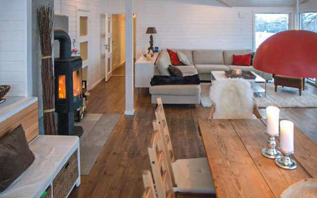 Stunning Home in Stranda With 4 Bedrooms, Sauna and Wifi