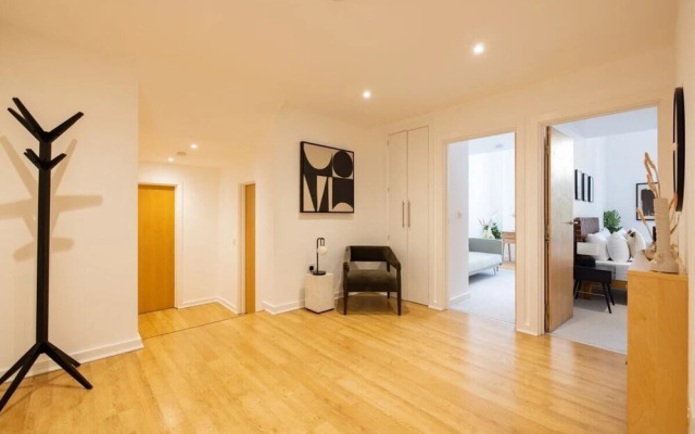 The Clapham - Captivating 2bdr With Garden Parking