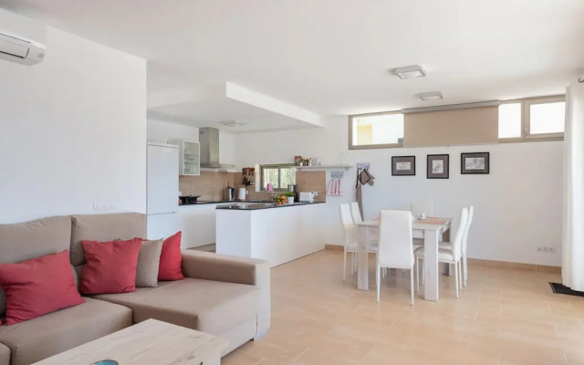 Garlanda 1 in Cala Llombards