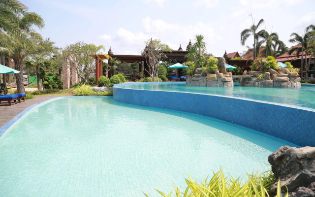 Try Palace Resort & Spa