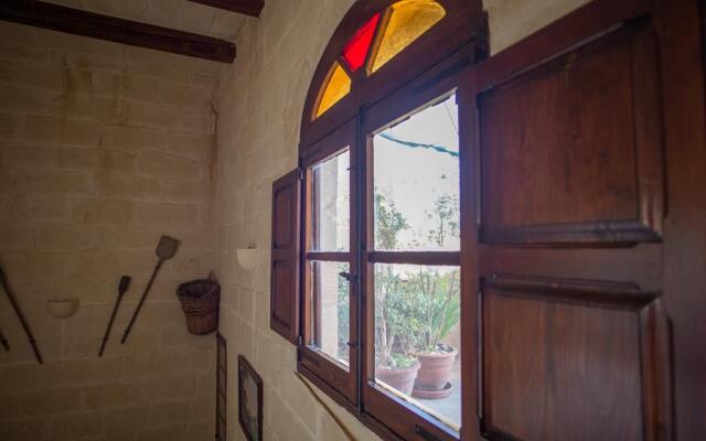 Villayana Gozitan Farmhouse with pool