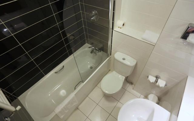 Holiday Inn Manchester - Oldham by IHG