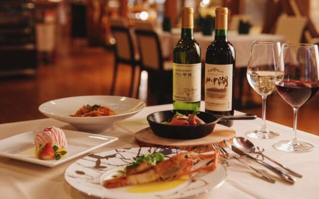 Pica Yamanakako Village