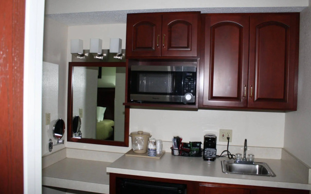 Quality Suites